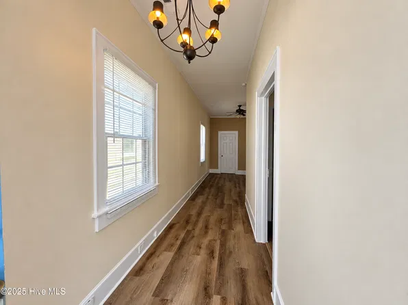 1115 S 9th St, Wilmington, NC 28401