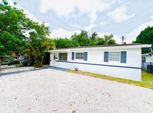 1565 NE 152nd Ter, North Miami Beach, FL 33162