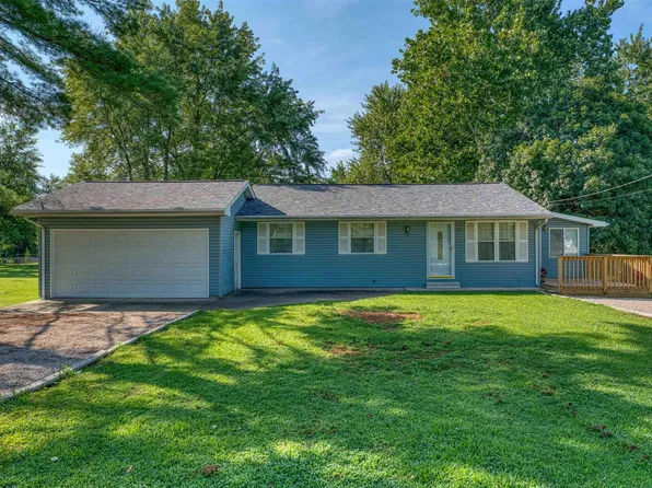 227 W 3rd St, Lynnville, IN 47619