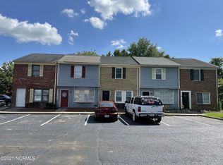 104 Chesterfield Ct APT 19, Greenville, NC 27834