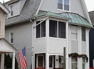 37 Midland Ave, Montclair, NJ 07042