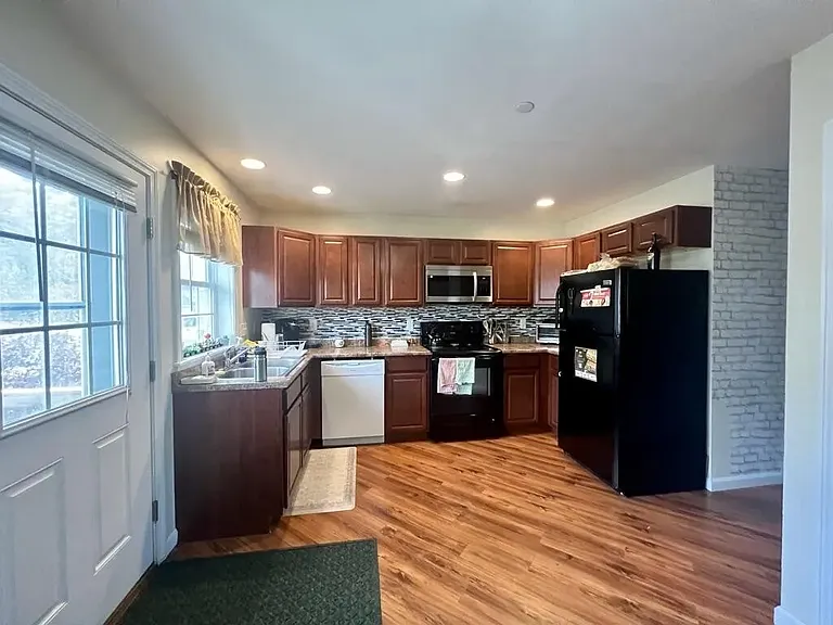 51 River Village Dr — Photo 7