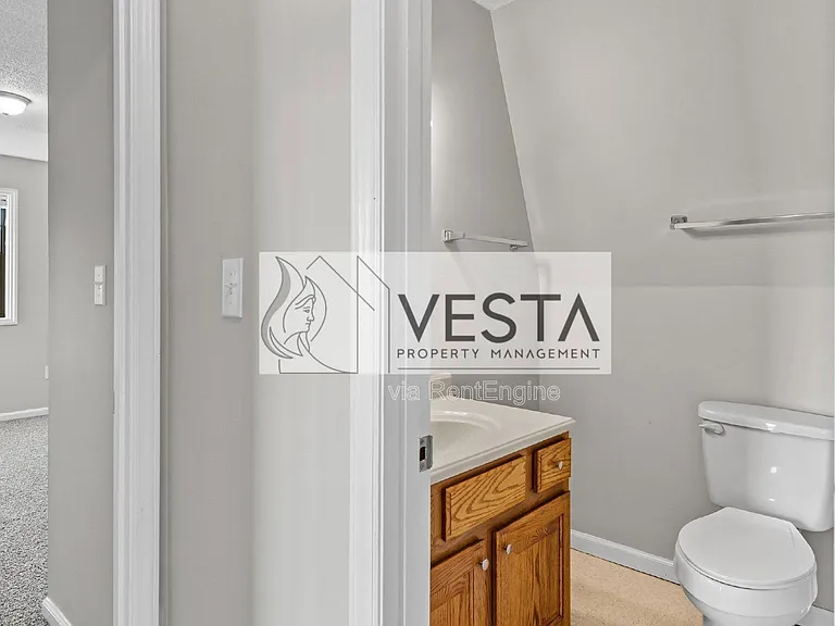 588 Ray Hill Rd #D — Photo 32