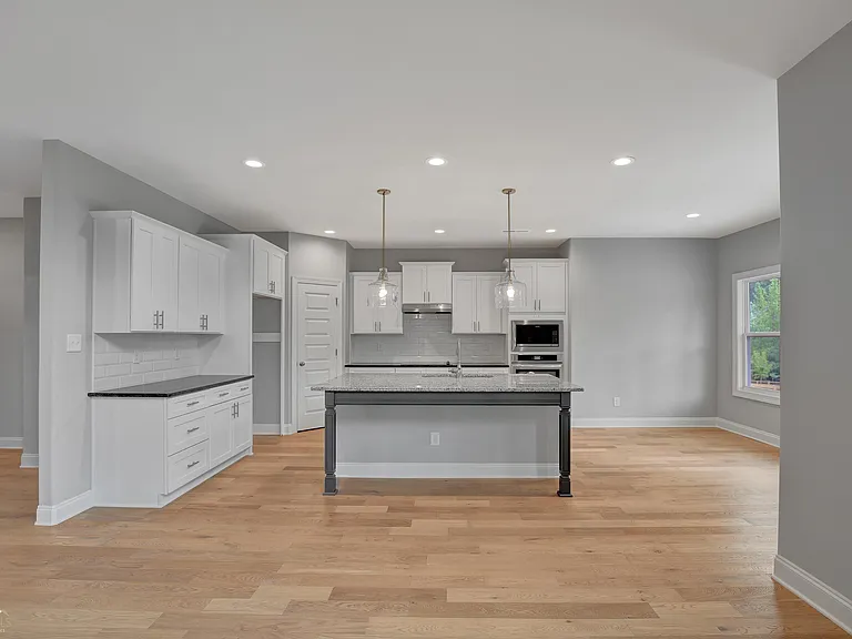 395 Chasewood Ln — Photo 11