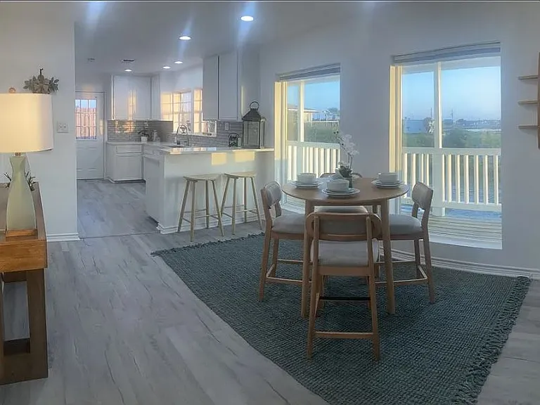 3021 Laguna Shores Rd — Photo 10