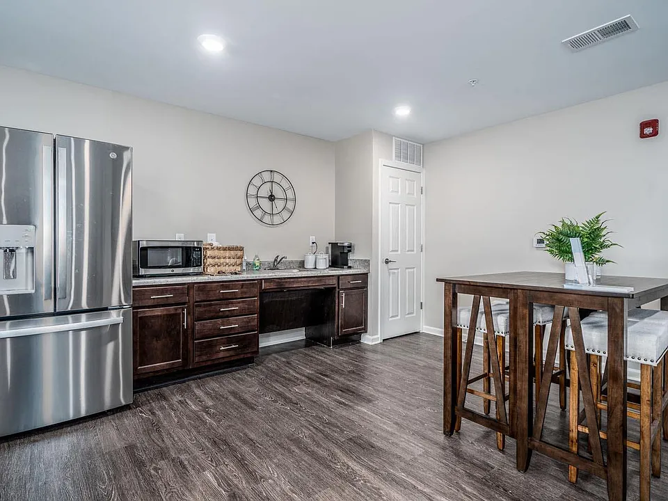 Northlake Center Apartments