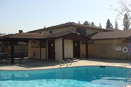 4th image of 1149 W Calle De La Luna