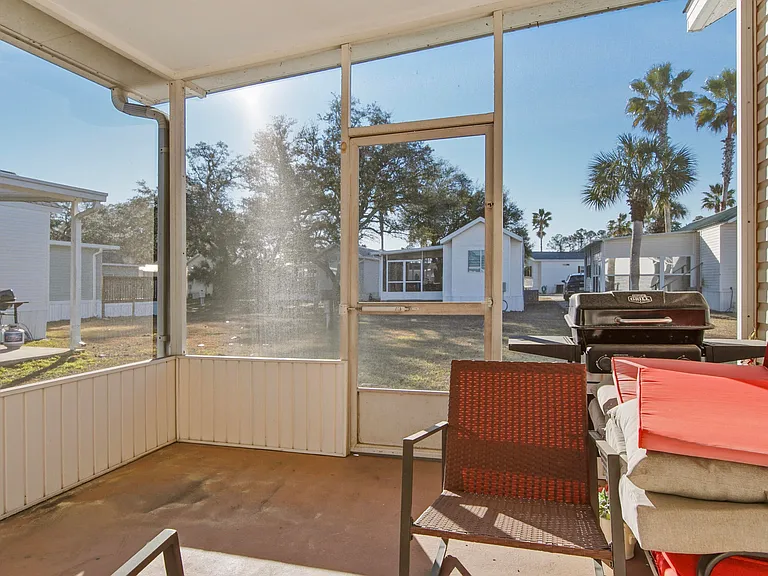 1219 Thomas Dr #91 — Photo 9