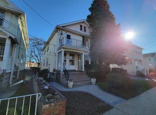 379 Arlington St #379, Watertown, MA 02472