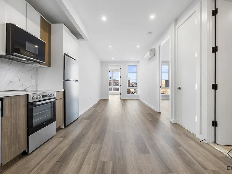 2913 Snyder Ave #6E — Photo 4