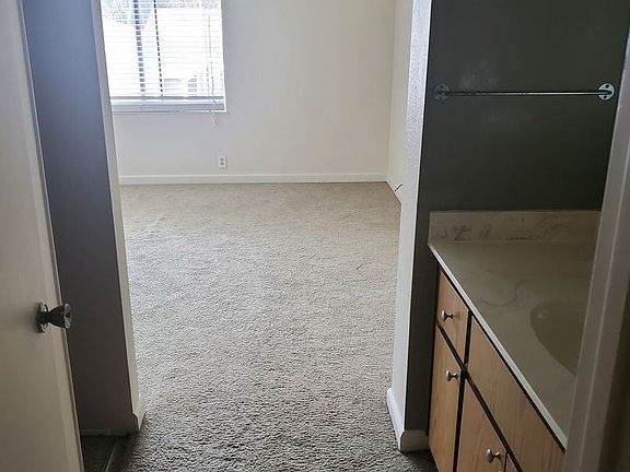 4th image of 165 Oddstad Dr APT 49