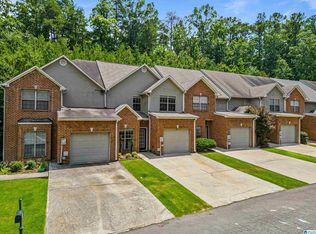 444 Highland Cove Dr, Birmingham, AL 35226