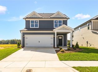 1715 Creekline Dr, Kernersville, NC 27284