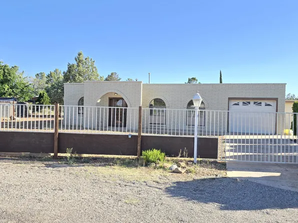 1202 E Klassen Ct, Pearce, AZ 85625