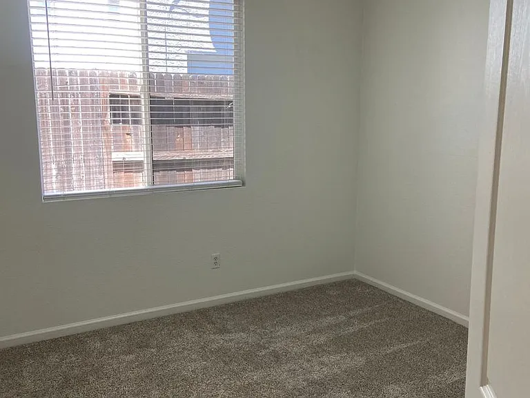 3203 Europa St — Photo 15