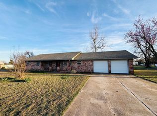 1724 Elmwood Ln, Newcastle, OK 73065