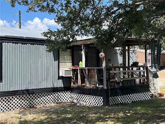 4th image of 108 Live Oak Path