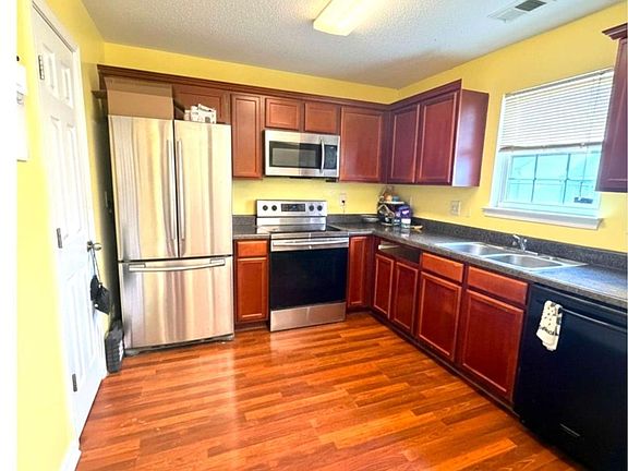 5th image of 5445 Waterfall Ct
