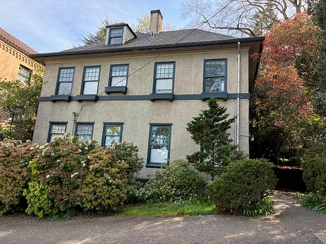 2124 SW Taylor St
Portland, OR 97205