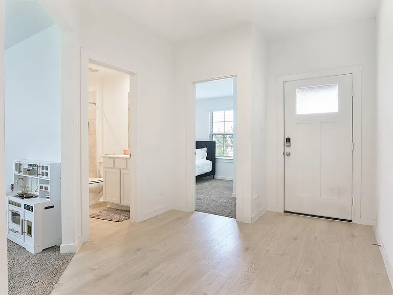 31615 Chollerford Ct — Photo 11