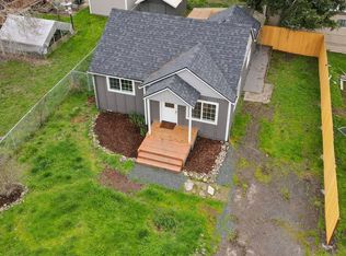 152 N Cannon St, Lowell, OR 97452