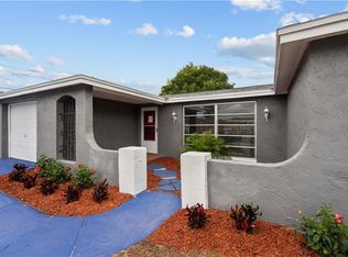 9011 Hermitage Ln, Port Richey, FL 34668