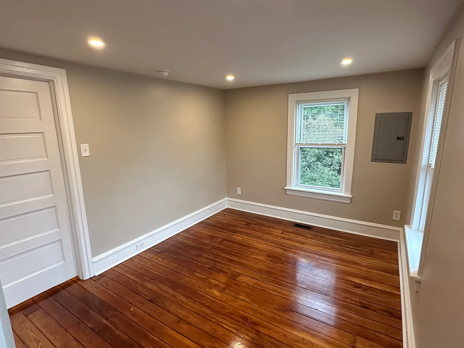 1 bed, 800 sqft, $1,450 — Photo 4