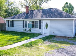 1302 N Parham Rd, Henrico, VA 23229