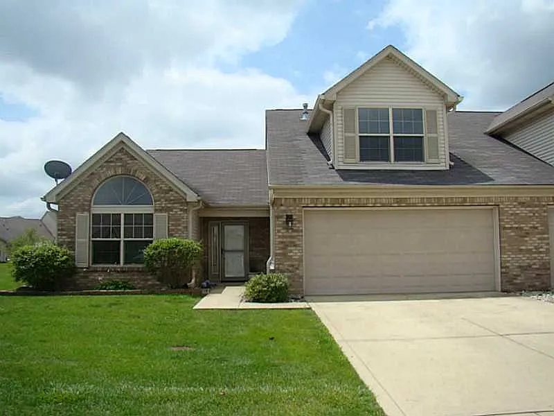 10745 Oriole Ct photo 1