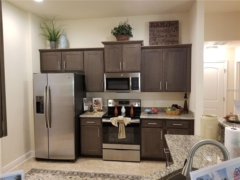 2nd image of 7639 Sloewood Dr