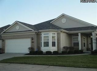 2100 Glen Valley Cir, Stow, OH 44224