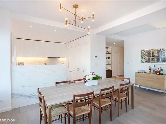 2nd image of 200 E 62nd St #29AB