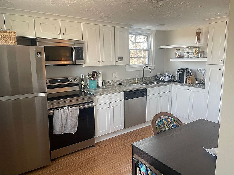 # 2 floor kitchen