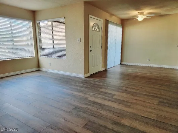 1450 Hialeah Dr APT D, Las Vegas, NV 89119