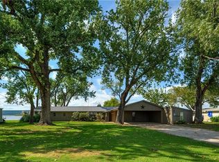 1057 Airport Rd, Graford, TX 76449