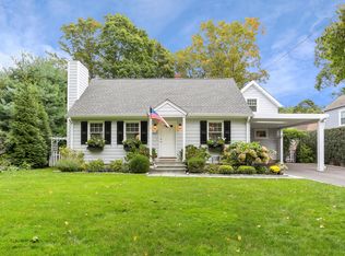 478 Round Hill Rd, Fairfield, CT 06824