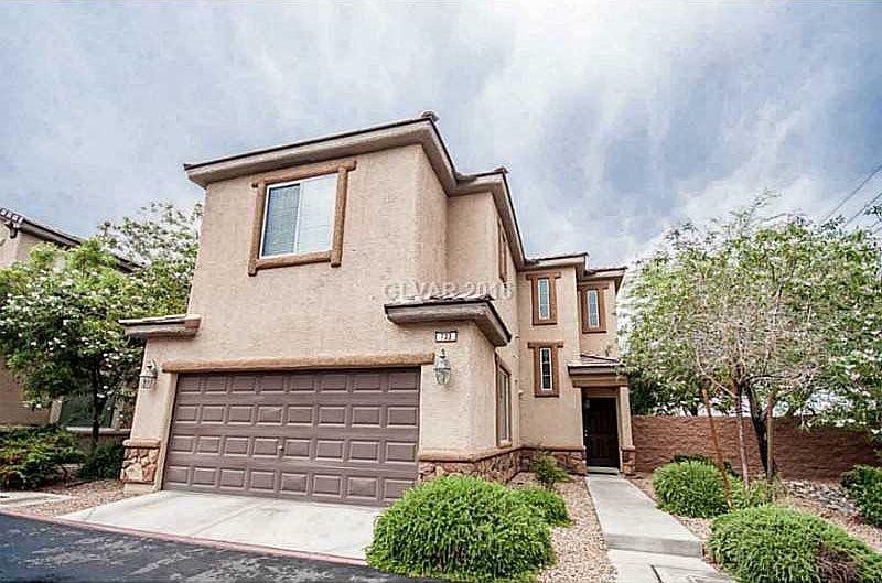 1st image of 733 Taliput Palm Pl