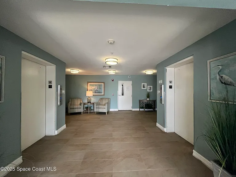 490 Sail Ln #605 — Photo 25