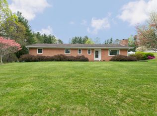 106 Caubleville Dr, Fletcher, NC 28732