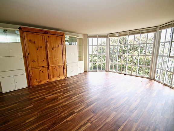 4th image of 1255 California St Unit 202