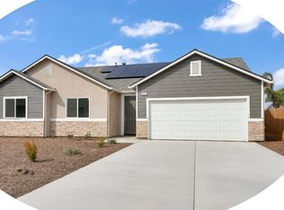 2325 Wagonwheel Ave, Tulare, CA 93274