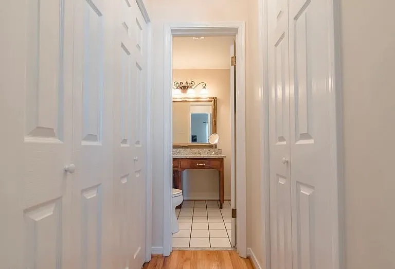 6 Yacht Club Dr #121 — Photo 8