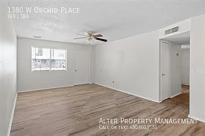 3 bed, 1100 sqft, $1,250 — Photo 2
