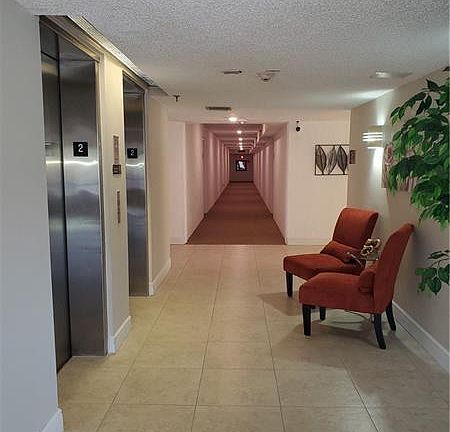 5th image of 9233 SW 8th St APT 220