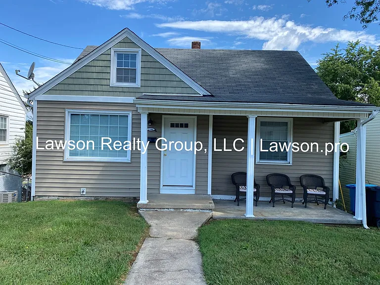 2106 Fallon Ave SE — Photo 1