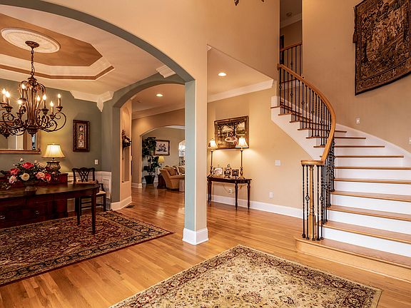 5th image of 12527 Choto Mill Ln
