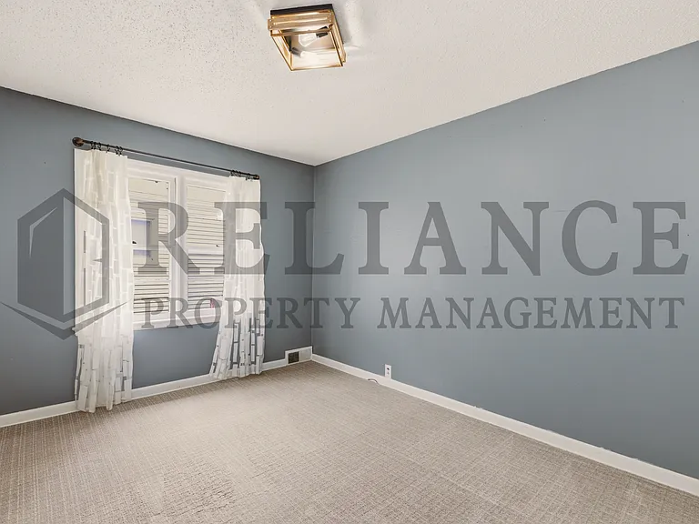 1458 N Old Manor Rd — Photo 24