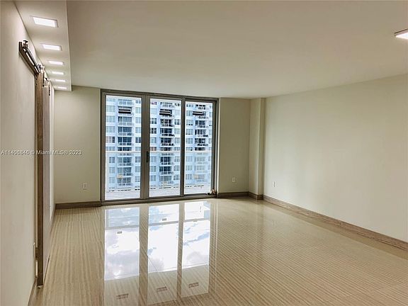 4th image of 5701 Collins Ave APT 1009