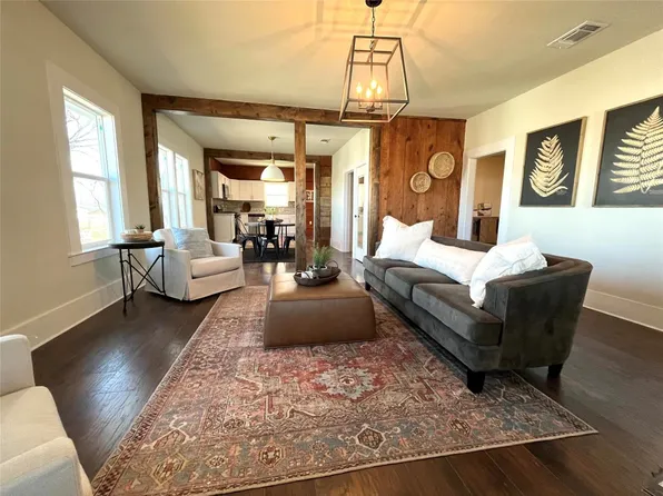 502 W Wrights Ave, Comanche, TX 76442