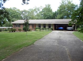 743 Lakeview Hts, Cornelia, GA 30531